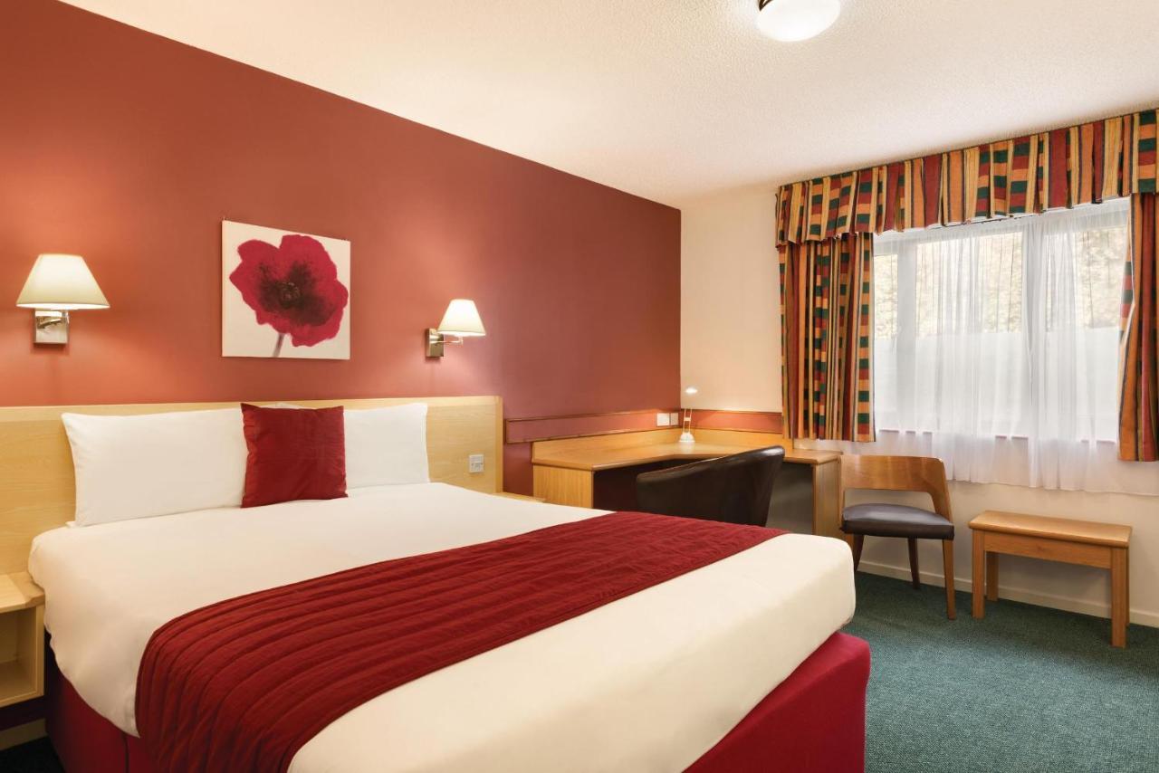 Hotel Days Bradford - Leeds Brighouse