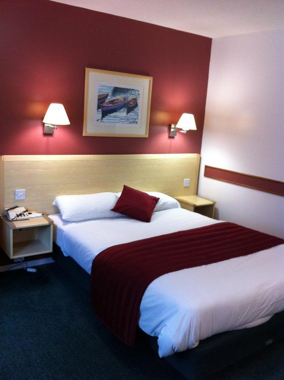 Hotel Days Bradford - Leeds 3*
